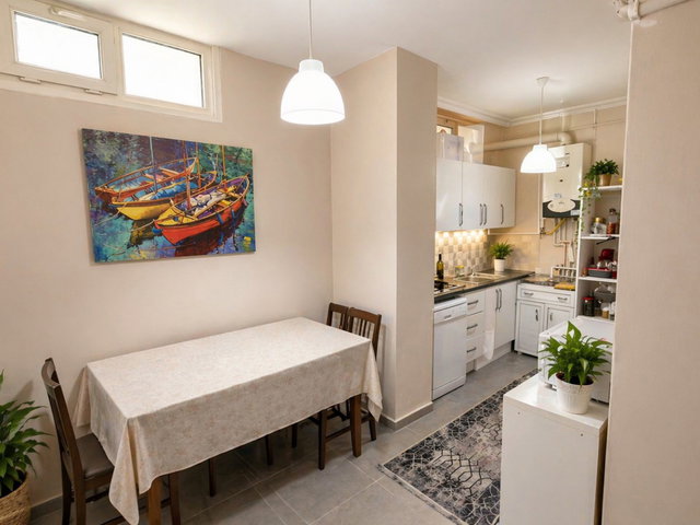 ZEKERİYAKÖY EMLAK KONUT EVLERİ'NDE SATILIK 1+1 DAİRE