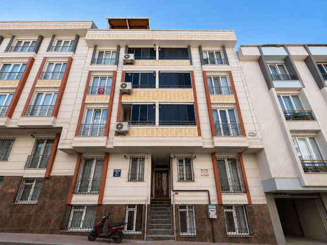 RE/MAX GELİŞİM 2’DEN GENİŞ 2+1 YÜKSEK GİRİŞ DAİRE