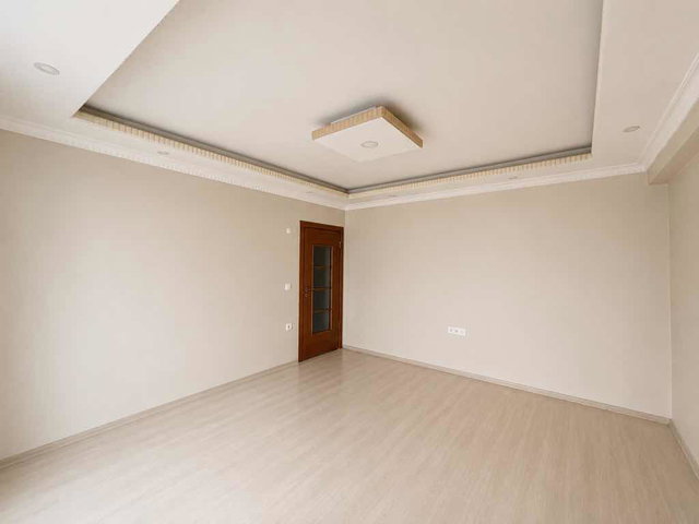RE/MAX GELİŞİM 2’DEN GENİŞ 2+1 YÜKSEK GİRİŞ DAİRE