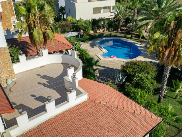 ALANYA'DA 2 ADET MÜSTAKİL SATILIK VİLLA ARSA OLARAK 1 EMSAL