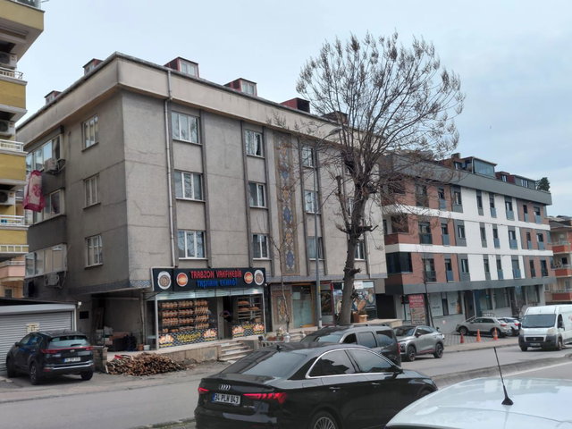 ERDAL ÖZBEK'TEN ÇAKMAK METROYA KOMŞU 3+1 DAIRE