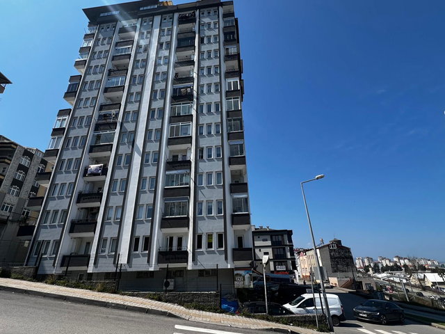 ATAKUM ESENEVLER DE TRAMVAYA CEPHE DENİZ MANZARALI 3+1