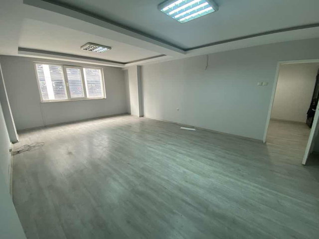 ESKİ ADLİYE KARŞISINDA GENİŞ 3+1 SATILIK DAİRE