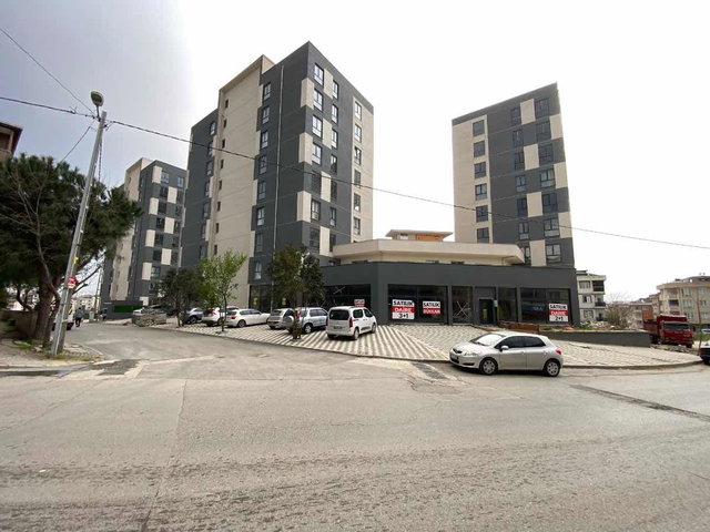 SANCAKTEPEDE SITE IÇINDE  2+1 SATILIK SIFIR DAIRE