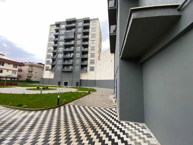 SANCAKTEPEDE SITE IÇINDE  2+1 SATILIK SIFIR DAIRE