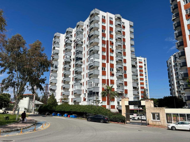 REMAX TOROS'TAN MEZİTLİ ADONİS SİTESİ'NDE SATILIK 4+1 DAİRE