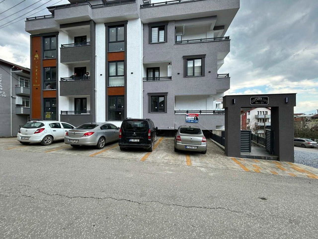 ŞEHITLER MAH. 4+1 SATILIK DAIRE