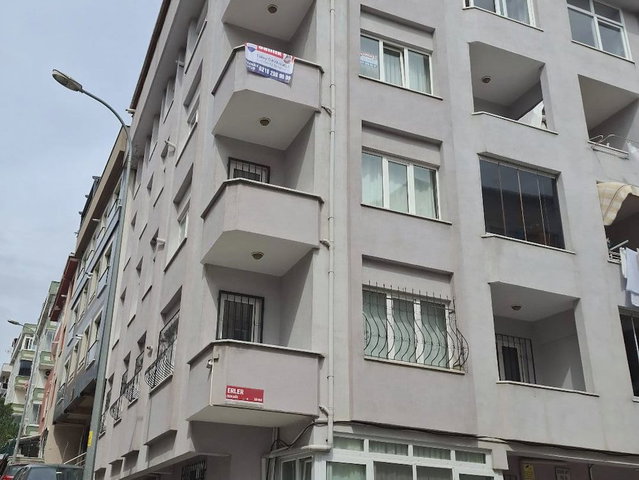 ÜSKÜDAR LİBADİYE CADDESİ'NDE FIRSAT 3+1 SATILIK DAİRE