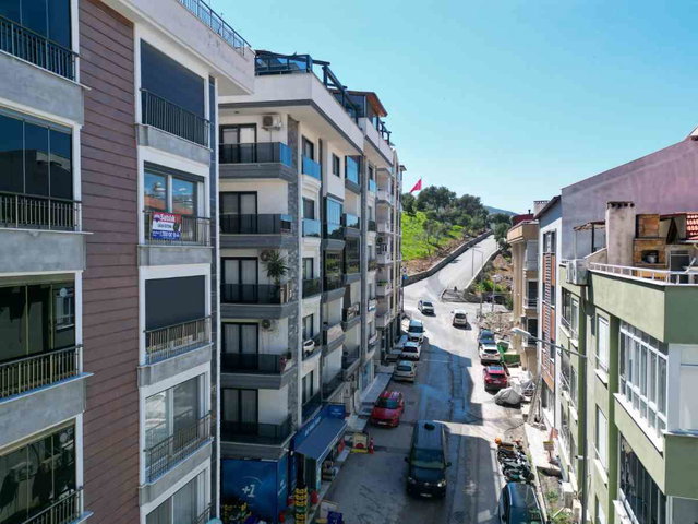 DİKİLİ SALİMBEY MAH. GENİŞ 3+1 DAİRE