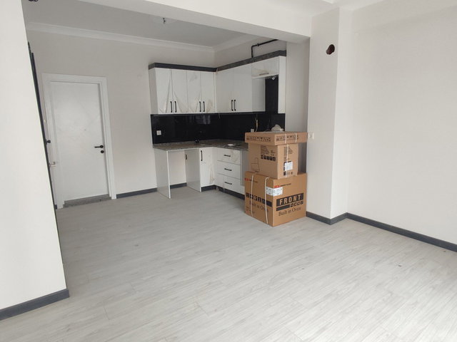 RE/MAX İNCİ'DEN VİCDANİYE MH. YERDEN ISITMALI KİRALIK 1+1 DAİRE