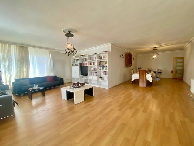 TUNALI KENNEDY KAVAKLIDERE MAH. YALIM SOKAK SATILIK 4+1 DAİRE