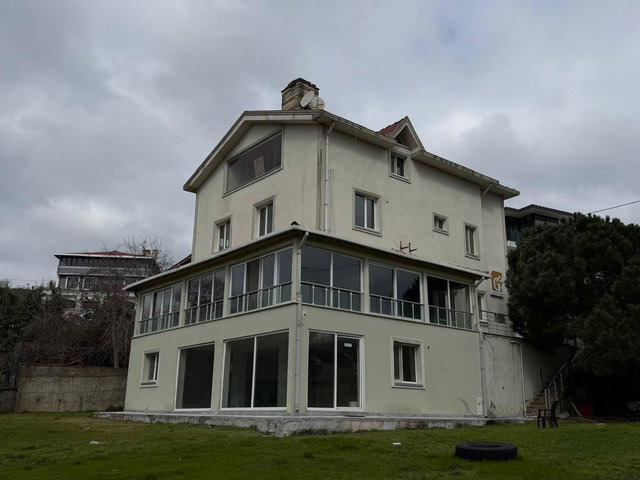 ACARKENT'E KOMŞU | BEYKOZ GÖRELE'DE SATILIK MÜSTAKİL VİLLA