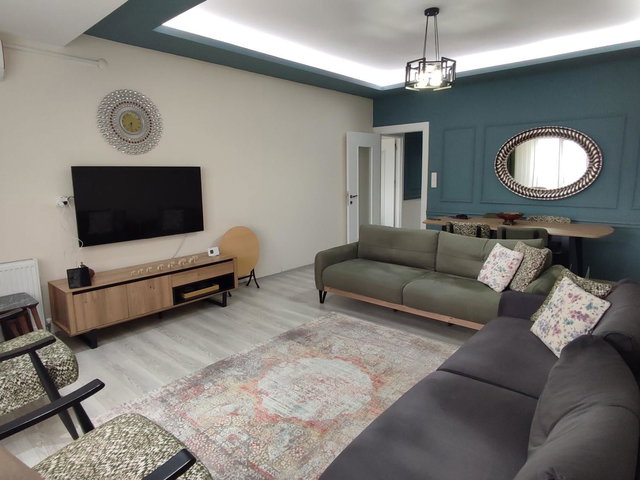 RE/MAX İNCİ'DEN 1.SAKARYA MH. ÇAKMAK CD. SATILIK 3+1 DAİRE
