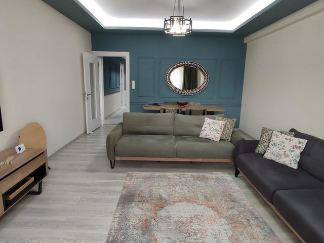 RE/MAX İNCİ'DEN 1.SAKARYA MH. ÇAKMAK CD. SATILIK 3+1 DAİRE