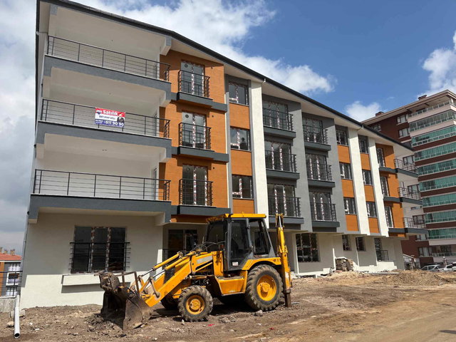 KARAPÜRÇEK 315. SOKAKTA ARAKAT, GÜNEY CEPHE, SIFIR OTURUMA HAZIR DAIRE