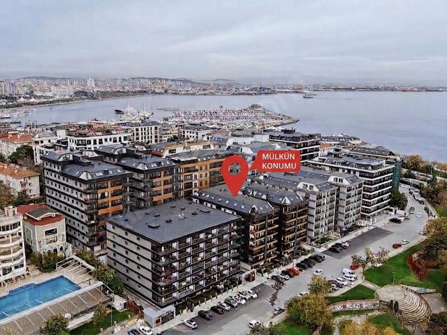 PENDİK BURNUNDA ADALAR VE DENİZ MANZARALI SOSYAL AKTİVİTELİ 5+1