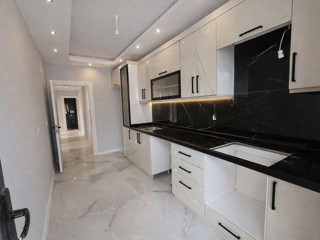 SIRASÖĞÜTLERDE MARMARAYA YAKIN 3+1 SIFIR LÜKS DAİRE
