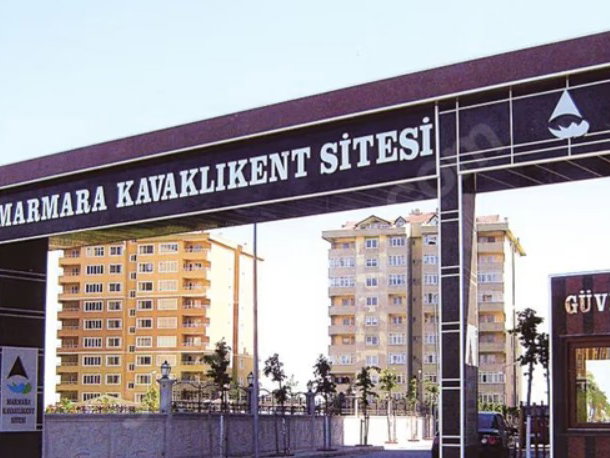 SATILIK KAVAKLI KENT 3+1 EBEBEYN BANYOLU GENİŞ FERAH DAİRE