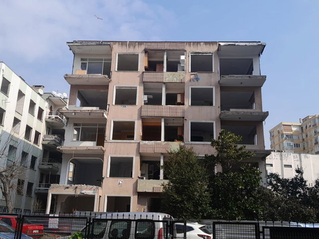 KARTAL | BAŞAK MARMARAY İSTASYONU YAKININDA 42 M ARSA PAYLI