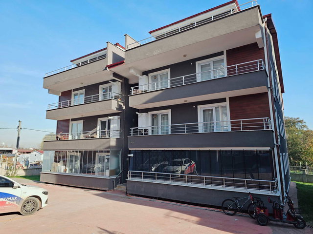 REMAX MYRA SİTE İÇİNDE SATILIK 4+1 ÇATI DUBLEX GENİŞ KULLANIŞLI