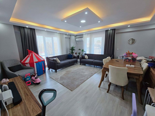 REMAX MYRA SİTE İÇİNDE SATILIK 4+1 ÇATI DUBLEX GENİŞ KULLANIŞLI