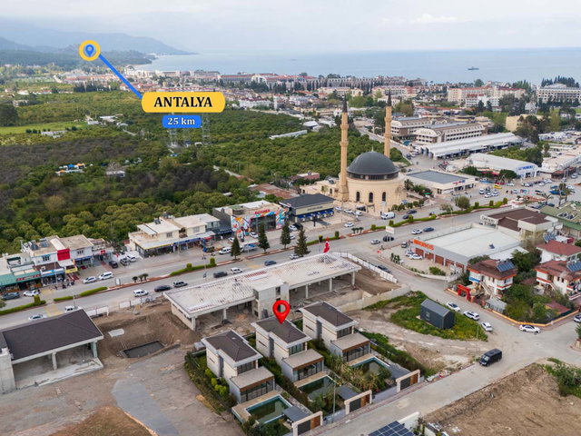 1310199751 KEMER MERKEZDE DENIZE YAKIN SATILIK 3+1 MÜSTAKIL VILLA