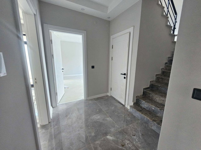 REMAX MYRA'DAN BAŞİSKELE SERDAR MH ODALARI GENİŞ SIFIR 2+1 DAİRE