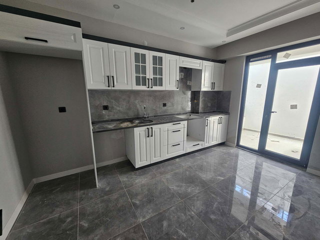 REMAX MYRA'DAN BAŞİSKELE SERDAR MH ODALARI GENİŞ SIFIR 2+1 DAİRE