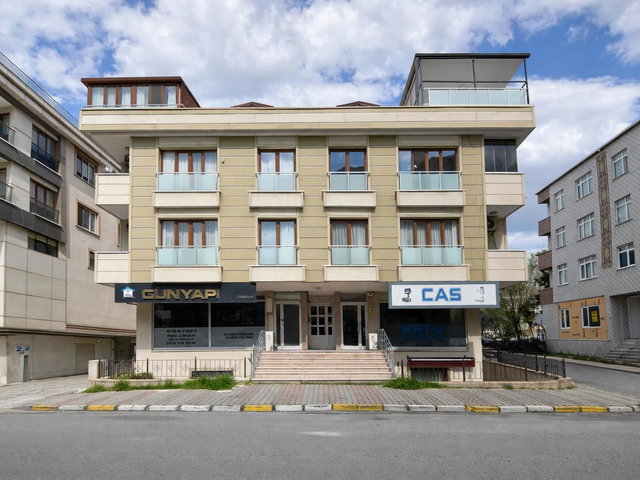 ATAŞEHIR ÖRNEK MAHALLESINDE GENIŞ KULLANIMLI 4+2 DUBLEKS DAIRE