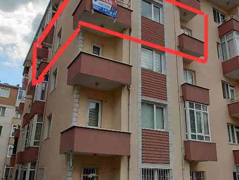 LÜLEBURGAZ SİTELER MAH. DE 2+1 ARA KAT MERĶEZİ KONUMDA SATILIK