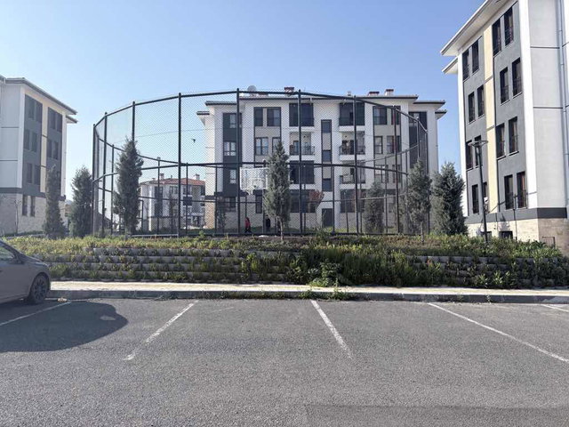 REMAX LAND DEN 2+1 KİRALIK TOKI DAİRESİ