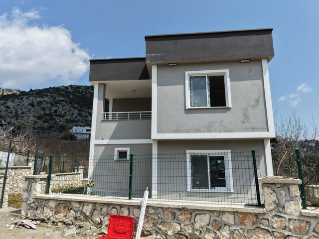 REMAX RİNA'DAN BEKİRALANINDA 4+1 SIFIR DUBLEKS VİLLA