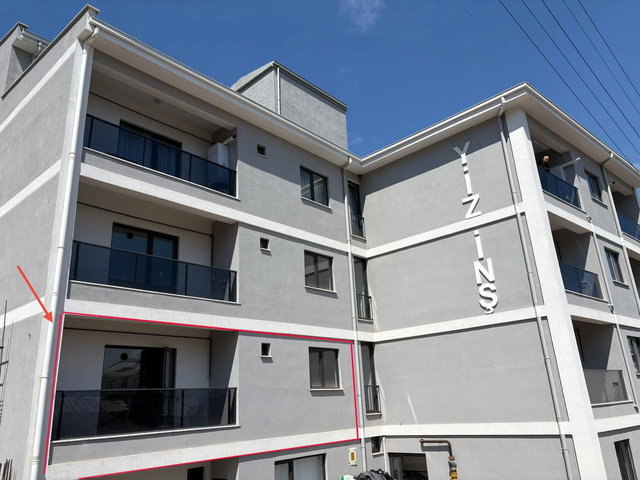 REMAX ADVANTAGEDE KURŞUNLUDA DENIZE YÜRÜME MESAFESINDE YATIRIMLIK DAIRE