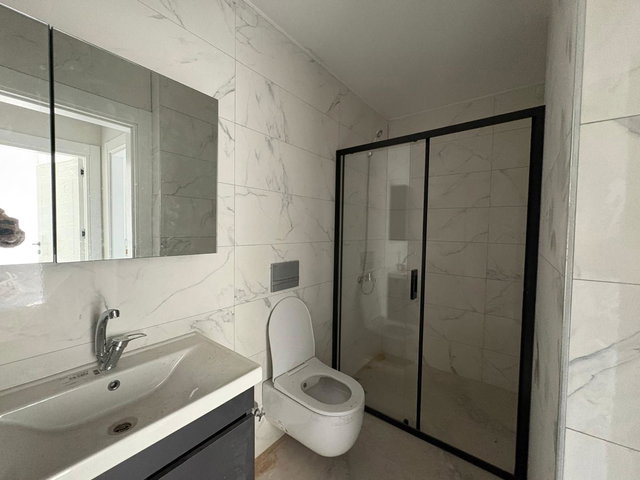 REMAX ADVANTAGEDE KURŞUNLUDA DENIZE YÜRÜME MESAFESINDE YATIRIMLIK DAIRE