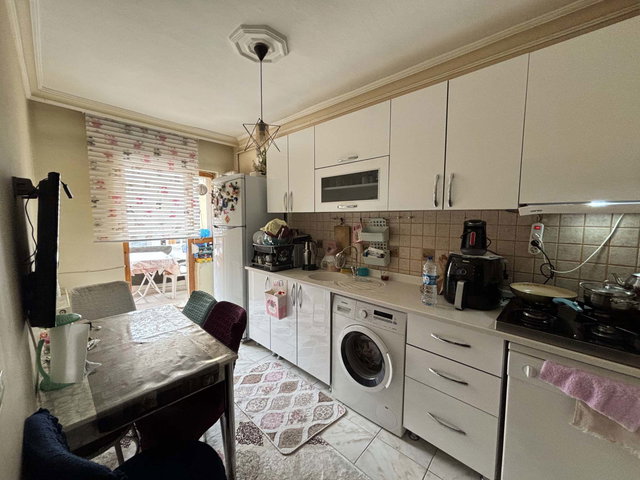 BURÇ MAH. KIZILCAHAMAM CAD. ÜZERİ SATILIK 3+1 DAİRE