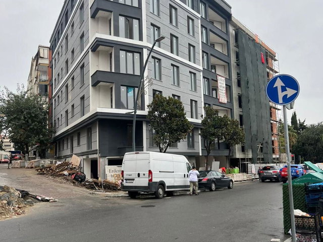 REMAX MEHMET DİLLİ'DEN BAHÇELİEVLER YAYLA'DA DUBLEKS DAİRE