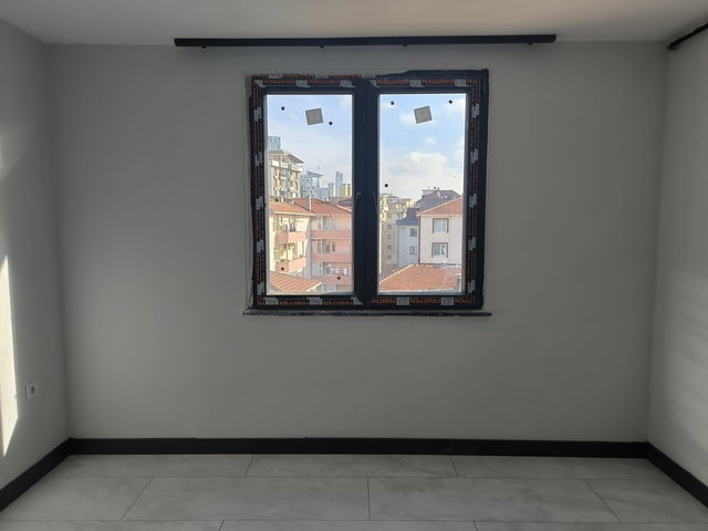 ADLIYE VE HASTANEYE KOMŞU 2+1 SIFIR DAIRE