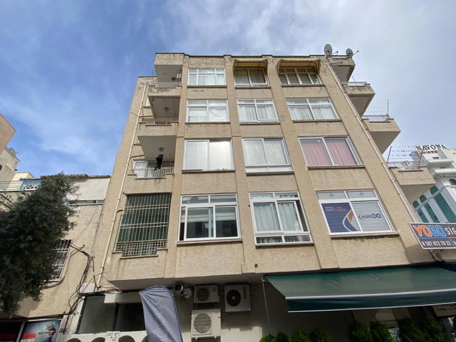 REMAX RİNA'DAN GMK ÜZERİ 3+1 FIRSAT DAİRE