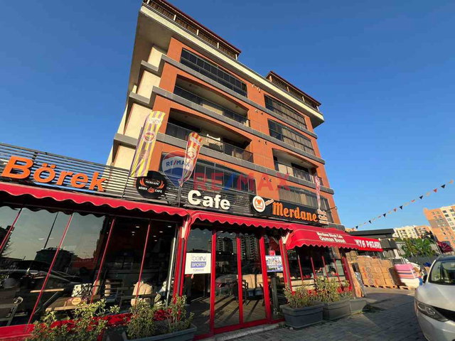 KAVAKLI'NIN EN ÖZEL YERİNDE CADDEÜZERİ 3+2 SATILIK DUBLEKS DAİRE