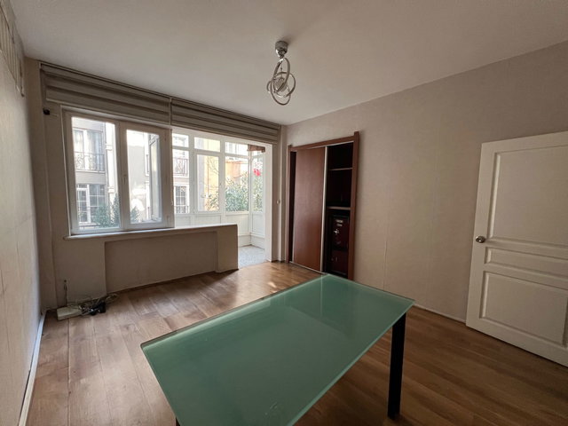 NİŞANTAŞINDA NOKTA LOKASYONDA SATILIK ARAKAT DAİRE