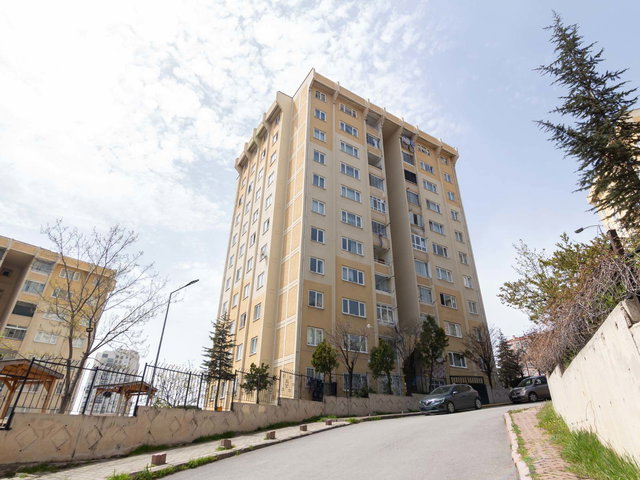 AKTAŞ TOKİ KONUTLARINDA 3+1 SATILIK DAİRE