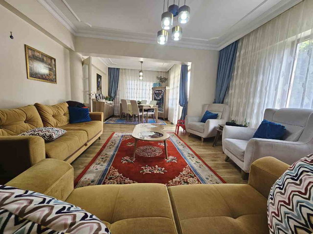 REMAX HÜR HALİT KOLAÇ SERDİVAN ARABACIALANI SATILIK 3+1 VİLLA