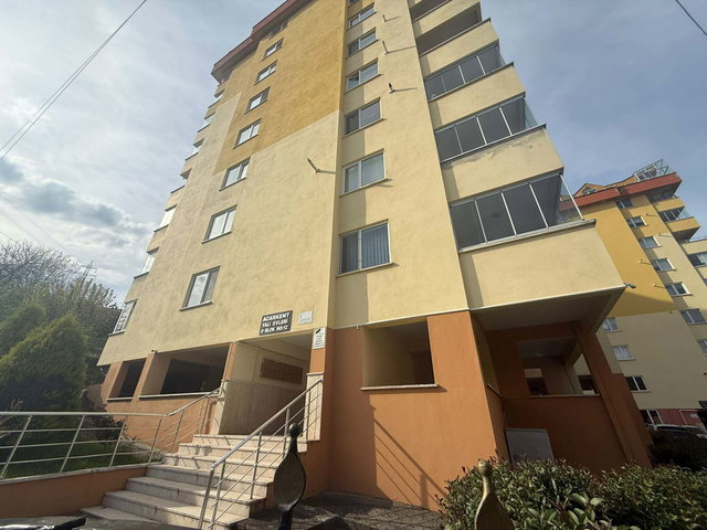 REMAX NADİR'DEN ACARKENT YALI EVLERİNDE 3+1 135 M2 DENİZ MANZARALI DAİRE