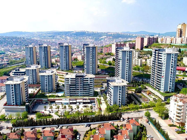 İZMIT YILDIZ KONUTLARI SITESI'NDE 3+1 ARAKAT SATILIK DAIRE!