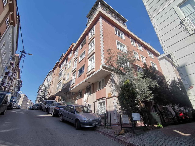 ERDAL ÖZBEK'TEN ÇAKMAK'TA SATILIK DAIRE