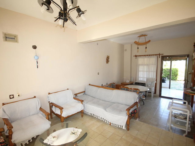 ÇEŞME ÇİFTLİKKÖY DORUK SİTESİ DENİZ MANZARALI SATILIK VİLLA