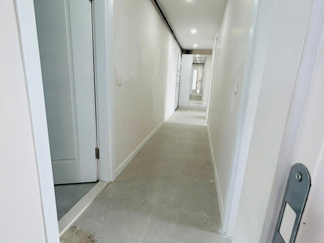 BAĞCILAR BAĞLAR MAH. METROYA YAKIN SIFIR 2+1 YERDEN ISITMALI OTOPARKLI DAİRE