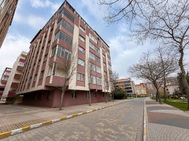 GÜZELKENT SİTESİNDE FULL TADİLATLI SATILIK 2+1 KELEPİR DAİRE