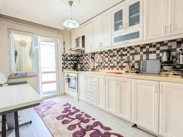 REMAX BEYAZ BAĞLARALTI SITE IÇI 3+1 140 M2 DAIRE