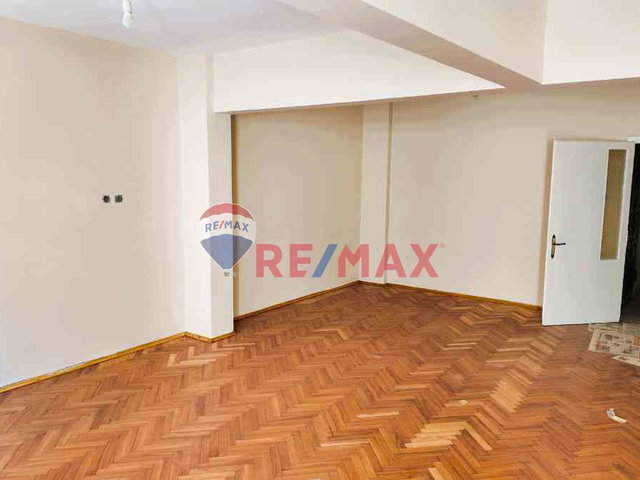 İZMİT FETHİYE CADDESİ YANI 135 M2 KİRALIK 3+1 DAİRE